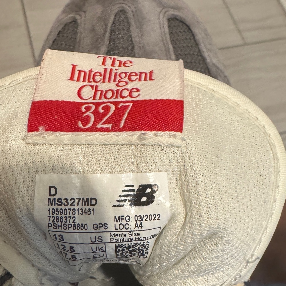 New Balance 327 White and Gray Sneakers